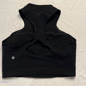 Brand new never worn lulu zip up sports bra